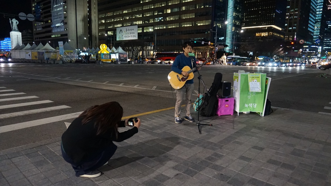 160330_12시간릴레이_정당연설회(광화문)_안가영(78).JPG