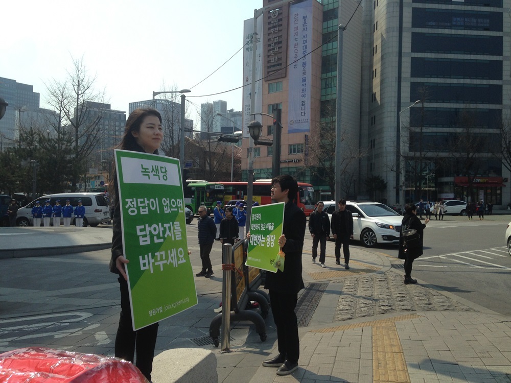 20160327_총선대책본부 2차 집중의 날_주현미(14).JPG