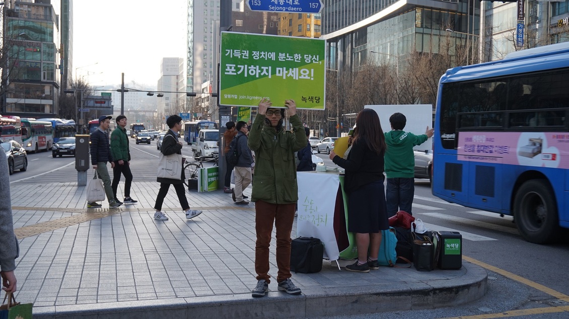 160330_12시간릴레이_정당연설회(광화문)_안가영(55).JPG